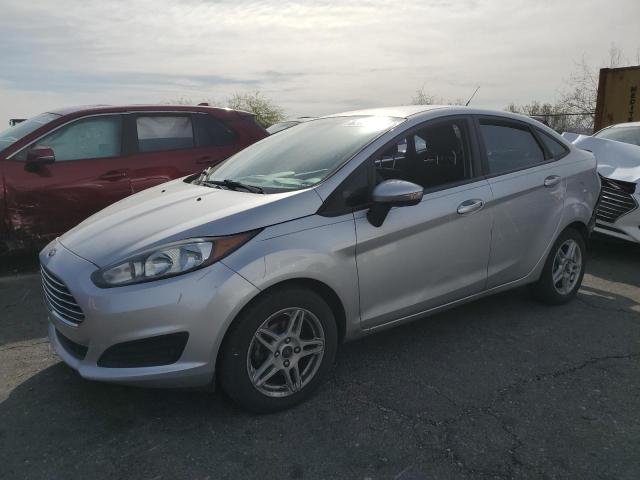  FORD FIESTA 2017 Серебристый