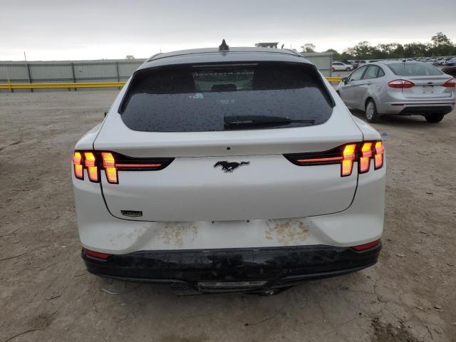 FORD MUSTANG 2024 Белы