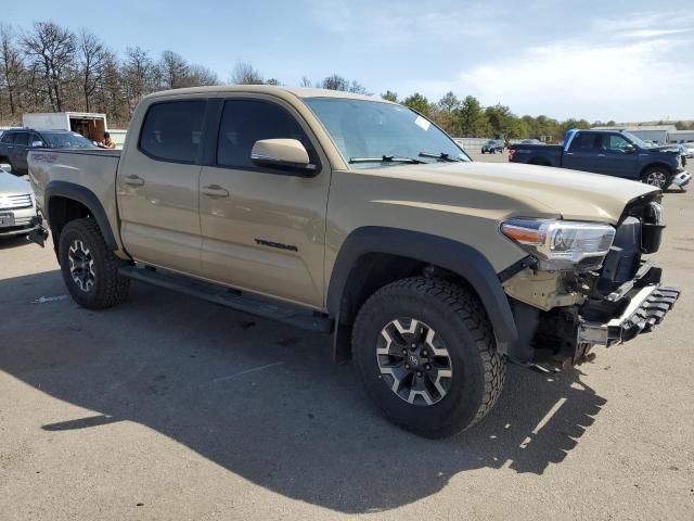 Pickups TOYOTA TACOMA 2017 tan