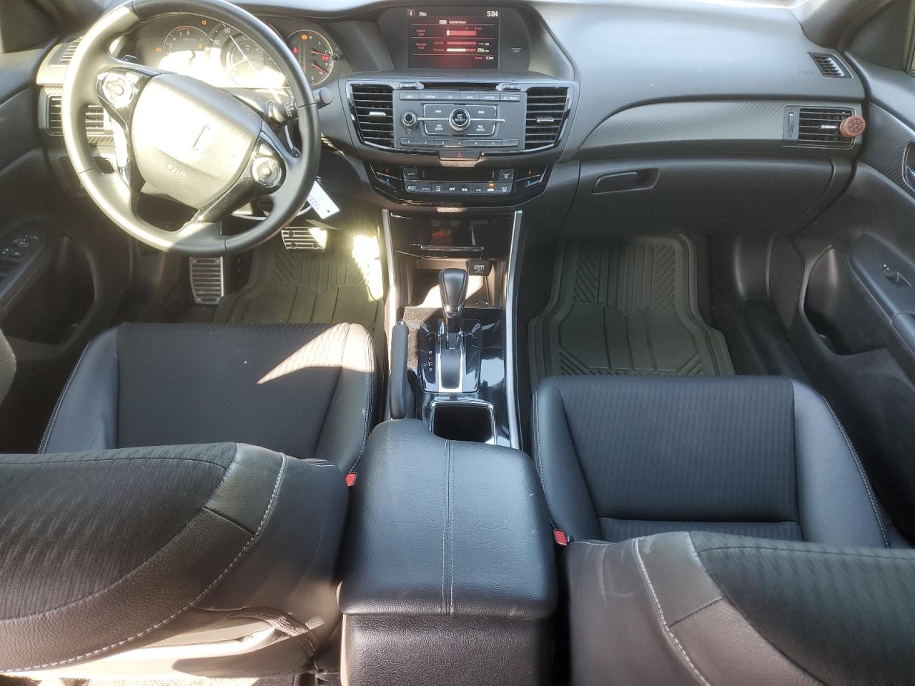 1HGCR2F58HA302709 HONDA ACCORD 2017
