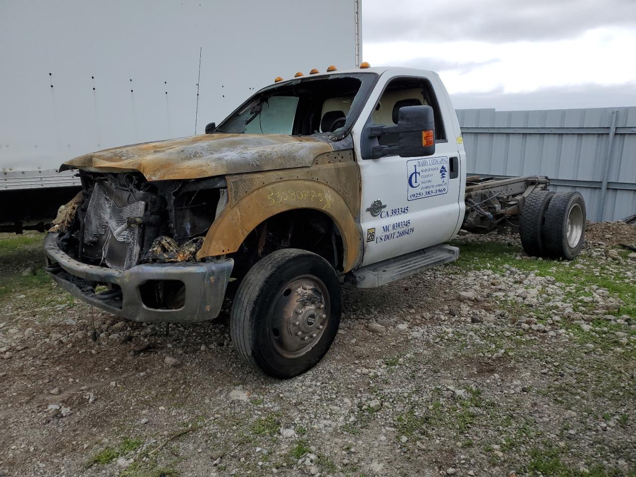 2012 Ford F550 Super Duty de vânzare în Martinez, CA - Burn - Engine