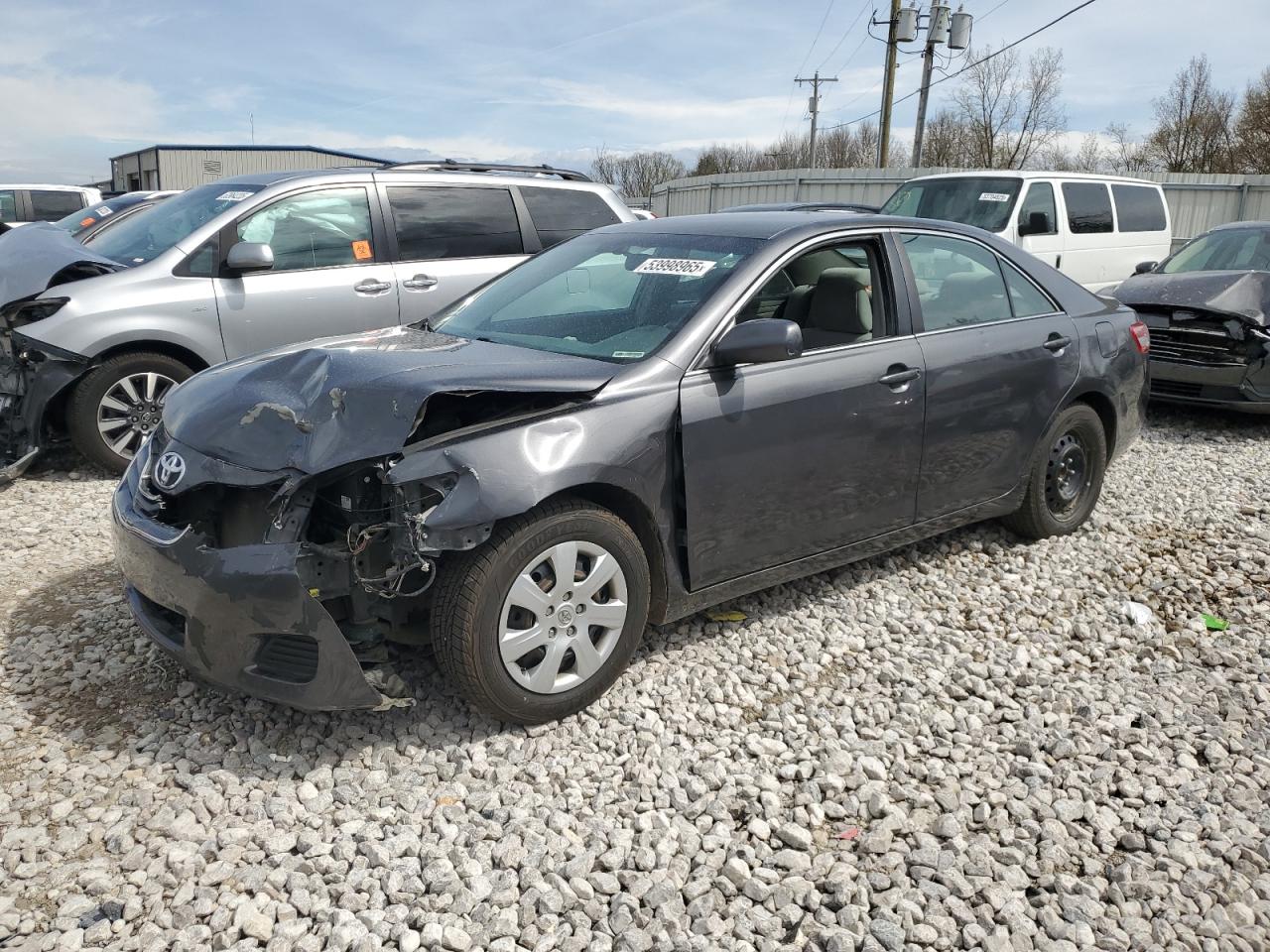 Wayland, MI에서 판매 중인 2011 Toyota Camry Base - Front End