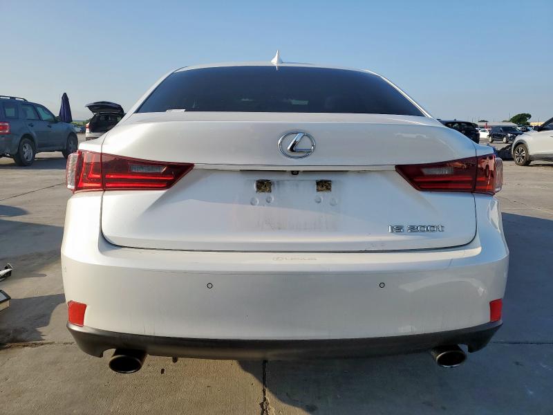  LEXUS IS 2016 White