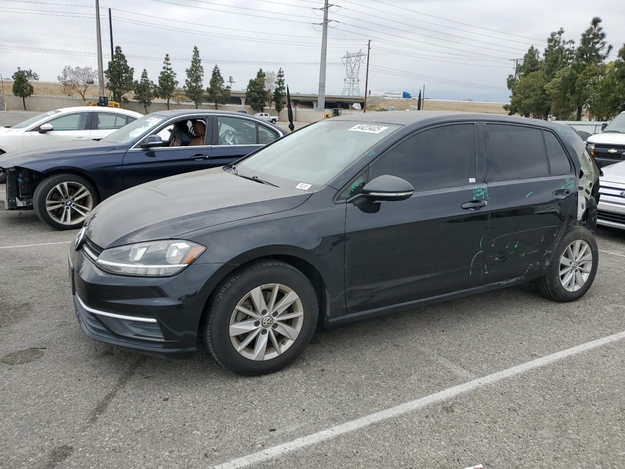 2018 Volkswagen Golf S იყიდება Rancho Cucamonga-ში, CA - Rear End