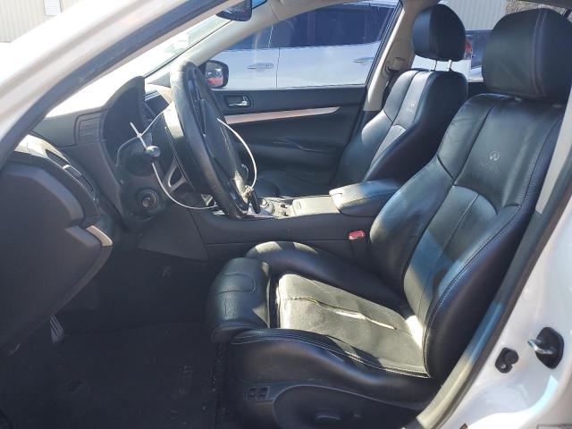  INFINITI G37 2013 Белы