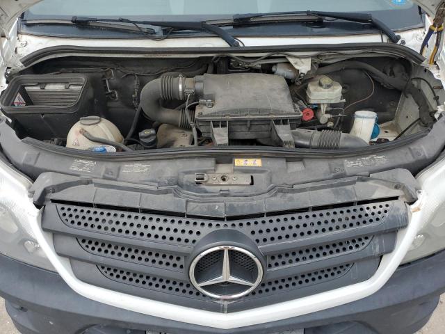 Фото: WD3PF1CD5HP385909