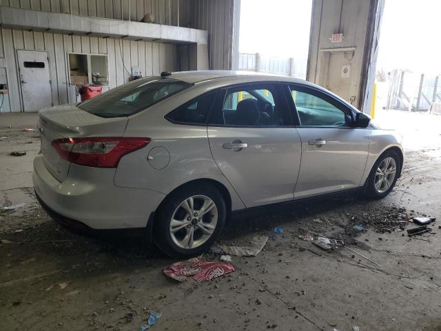 Sedans FORD FOCUS 2014 Silver