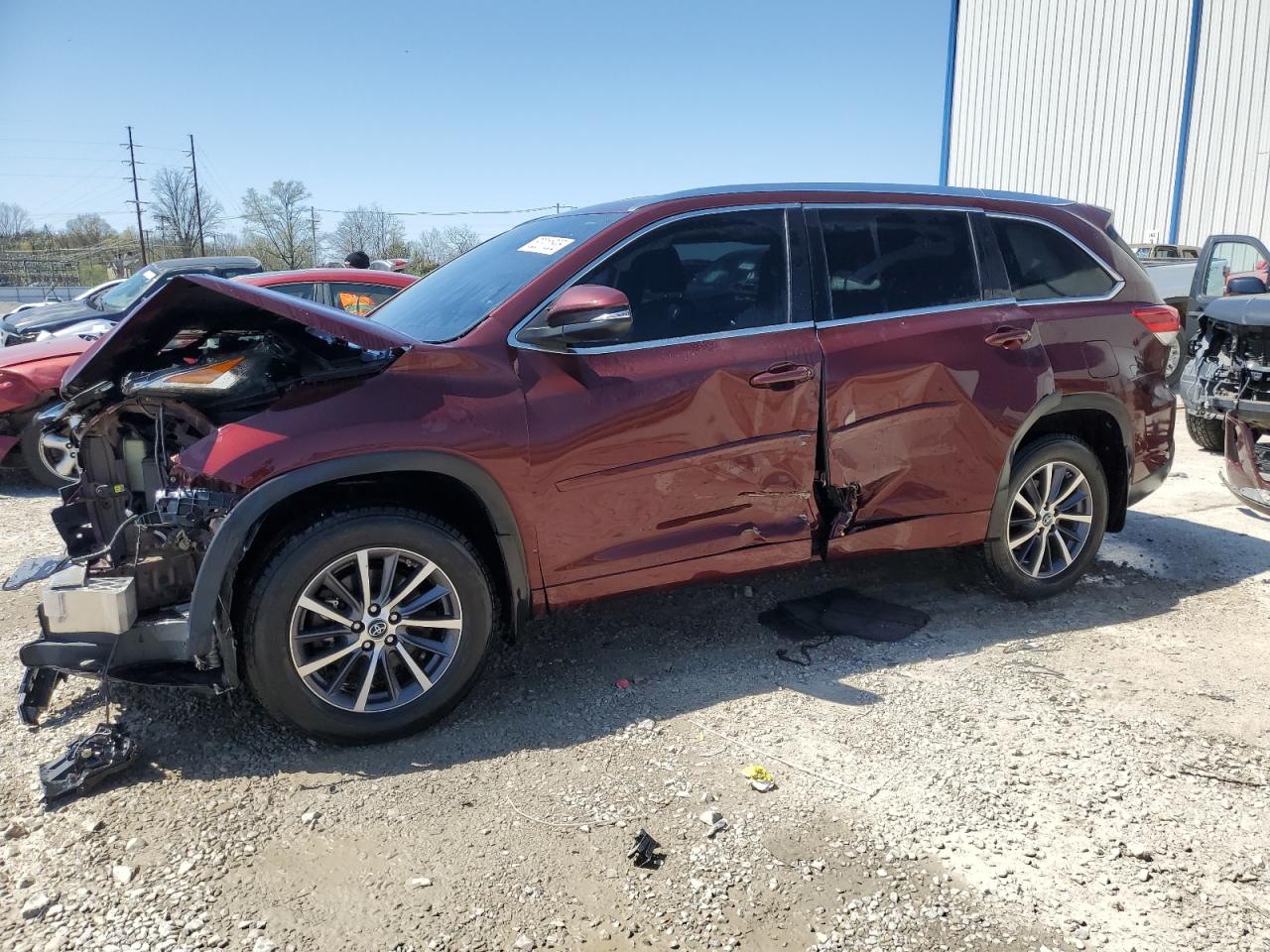2018 Toyota Highlander Se de vânzare în Lawrenceburg, KY - Front End