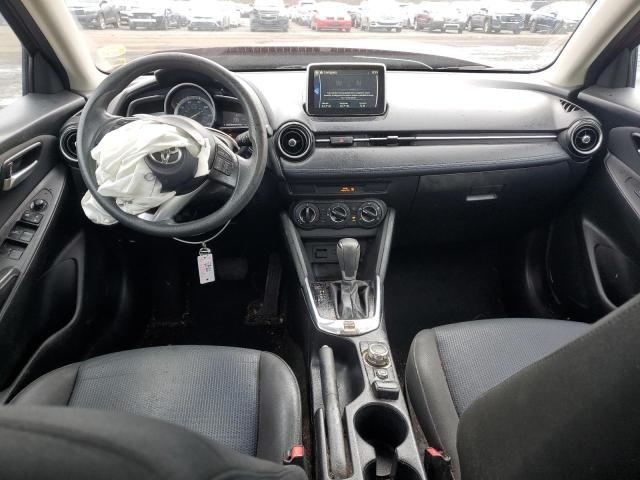  TOYOTA YARIS 2017 Red