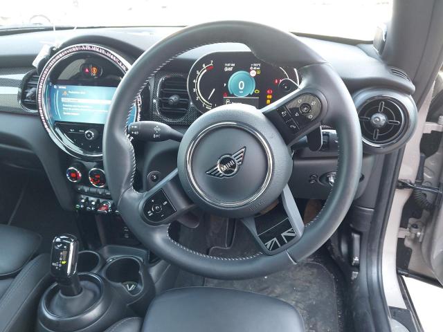 2023 MINI COOPER S E