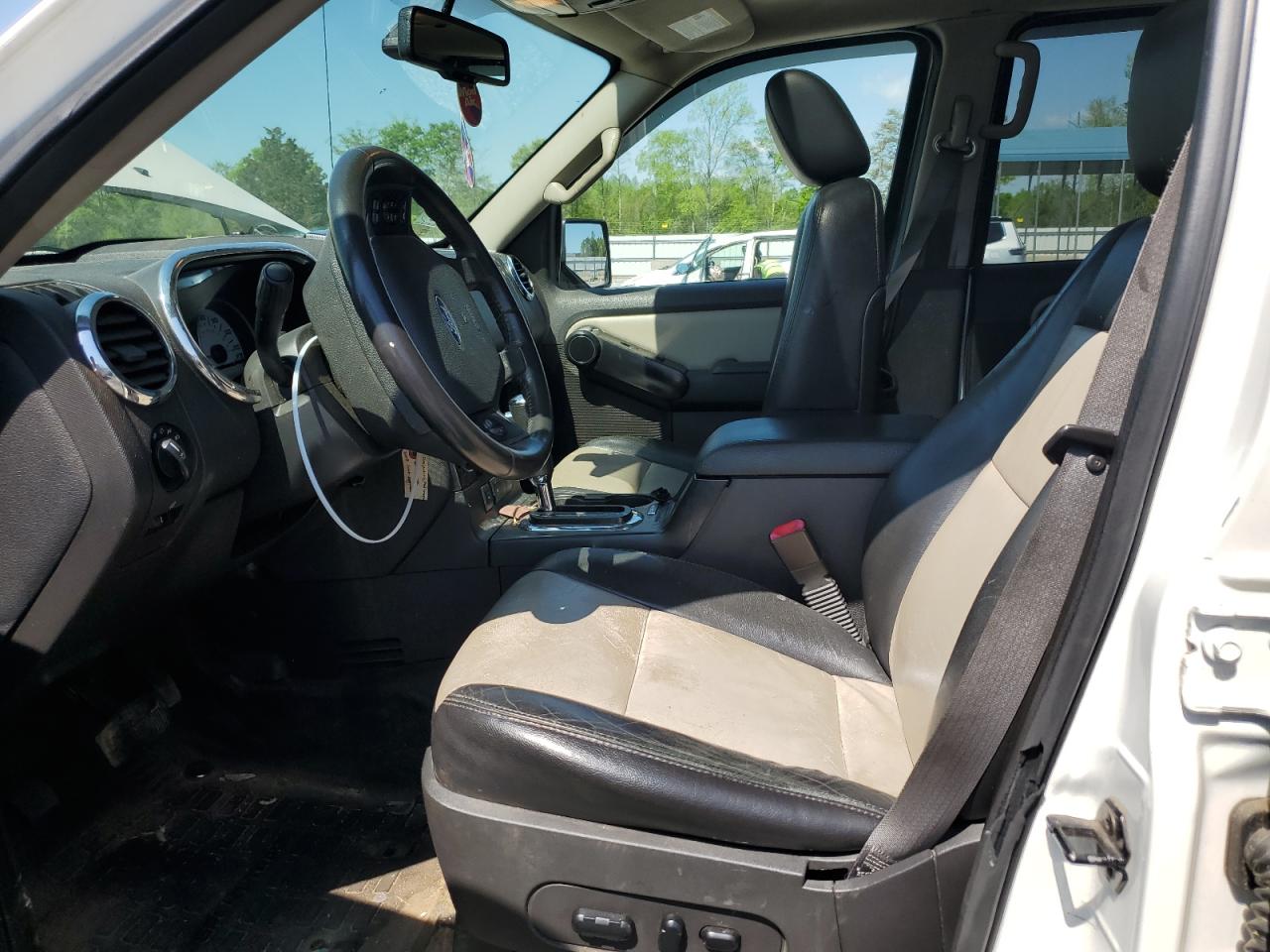 2008 Ford Explorer Sport Trac Limited VIN: 1FMEU33808UB33712 Lot: 52367655