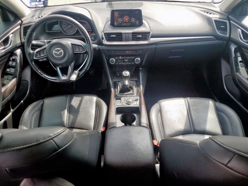  MAZDA 3 2018 Czarny