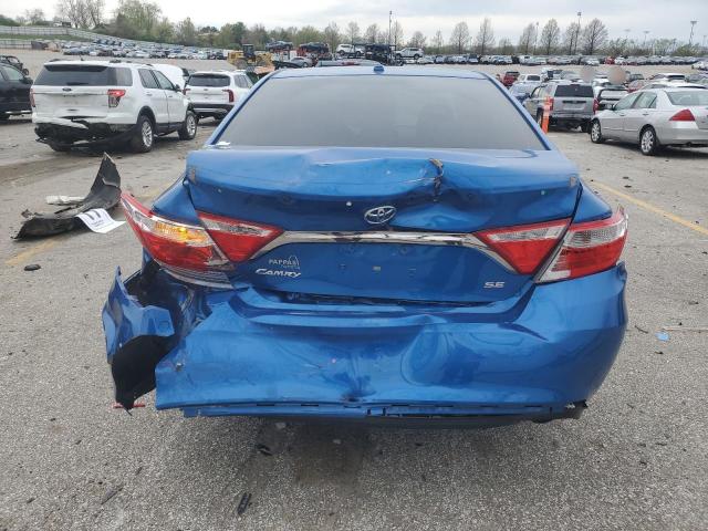 Sedans TOYOTA CAMRY 2017 Granatowy