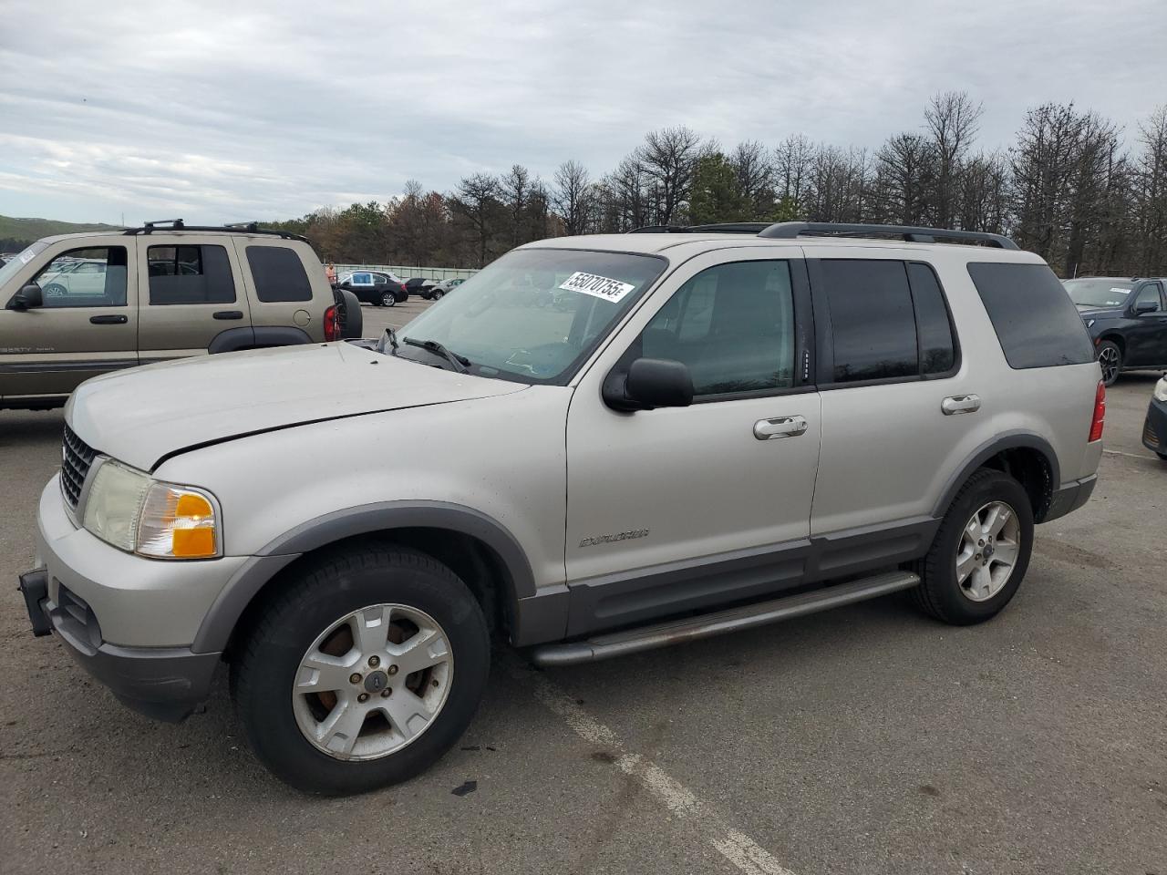 2002 Ford Explorer Xlt for Sale in Brookhaven, NY - Front End