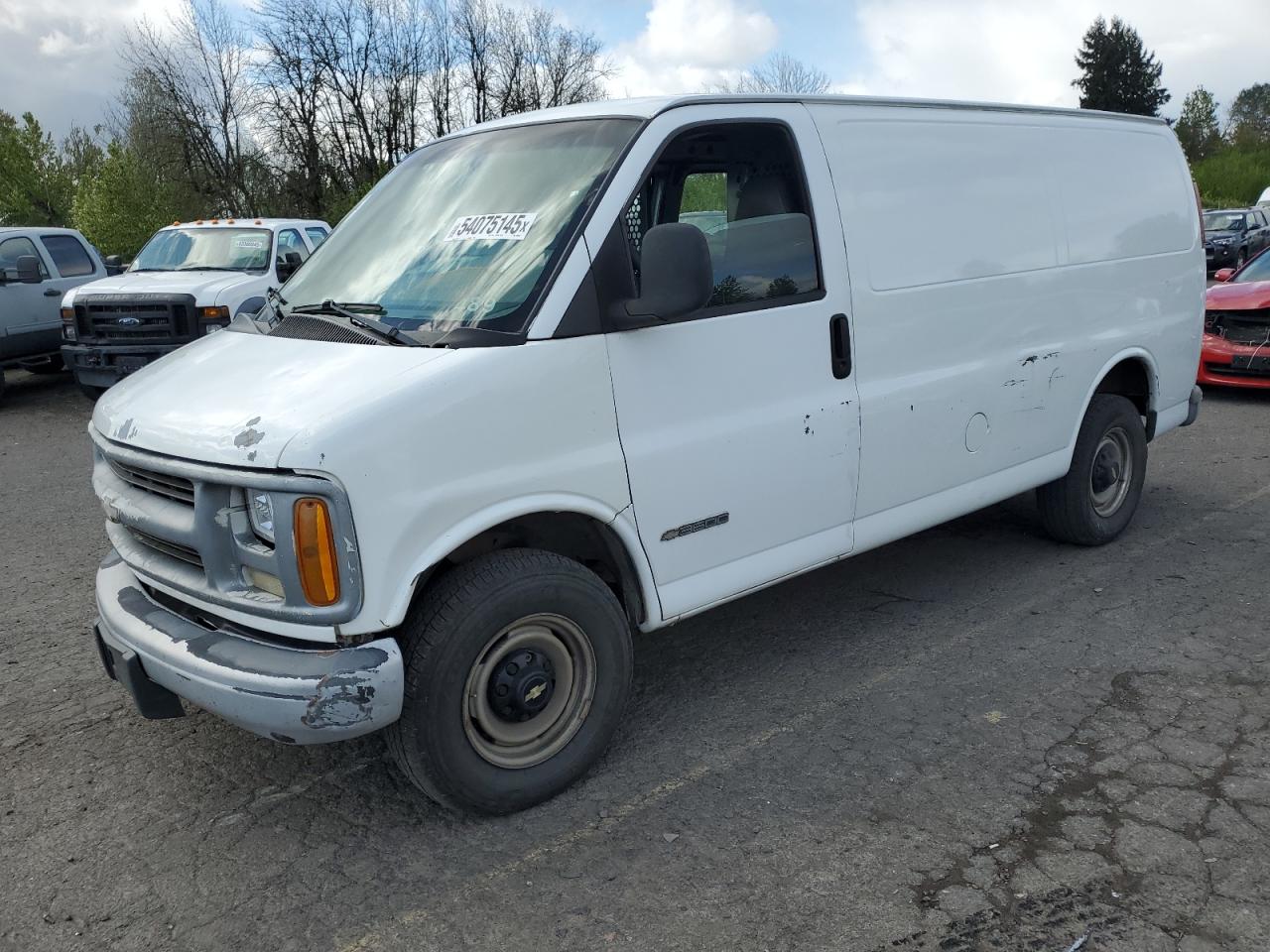 2000 Chevrolet Express G3500 للبيع في Portland، OR - Normal Wear