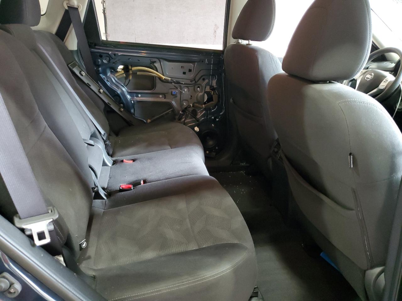 KNMAT2MV5GP677611 NISSAN ROGUE 2016
