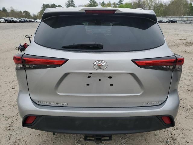  TOYOTA HIGHLANDER 2022 Silver