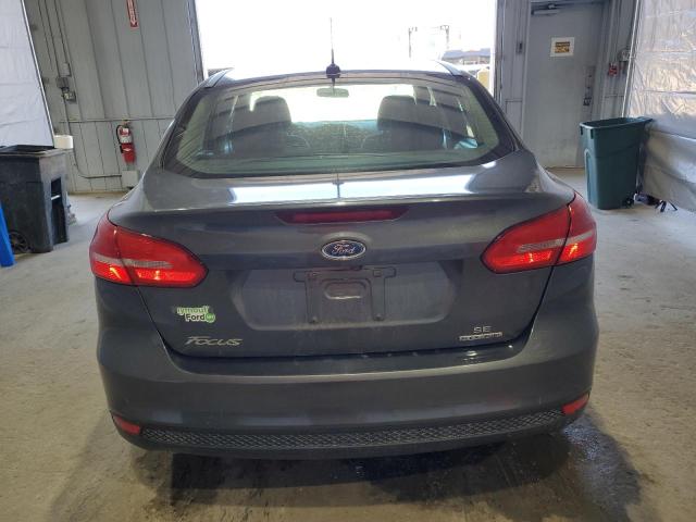 Sedans FORD FOCUS 2016 Szary