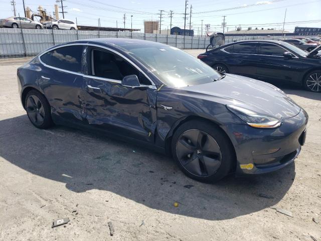  TESLA MODEL 3 2018 Серый