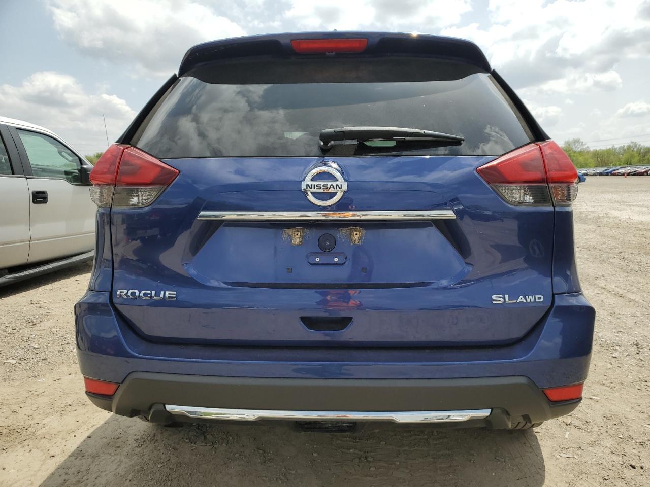 5N1AT2MV9JC734435 NISSAN ROGUE 2018