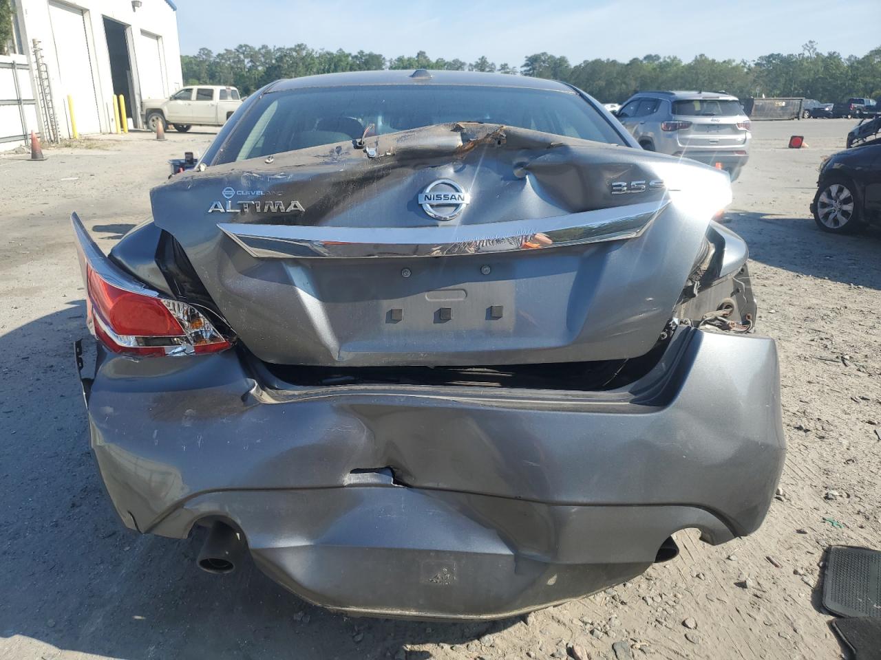 1n4bl3ap2fc224669 1N4BL3AP2FC224669 2015 Nissan Altima 3.5S