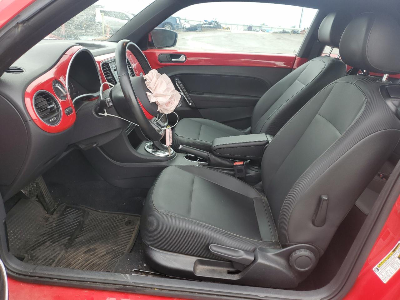 2015 Volkswagen Beetle 1.8T VIN: 3VWJ07ATXFM635462 Lot: 54505955