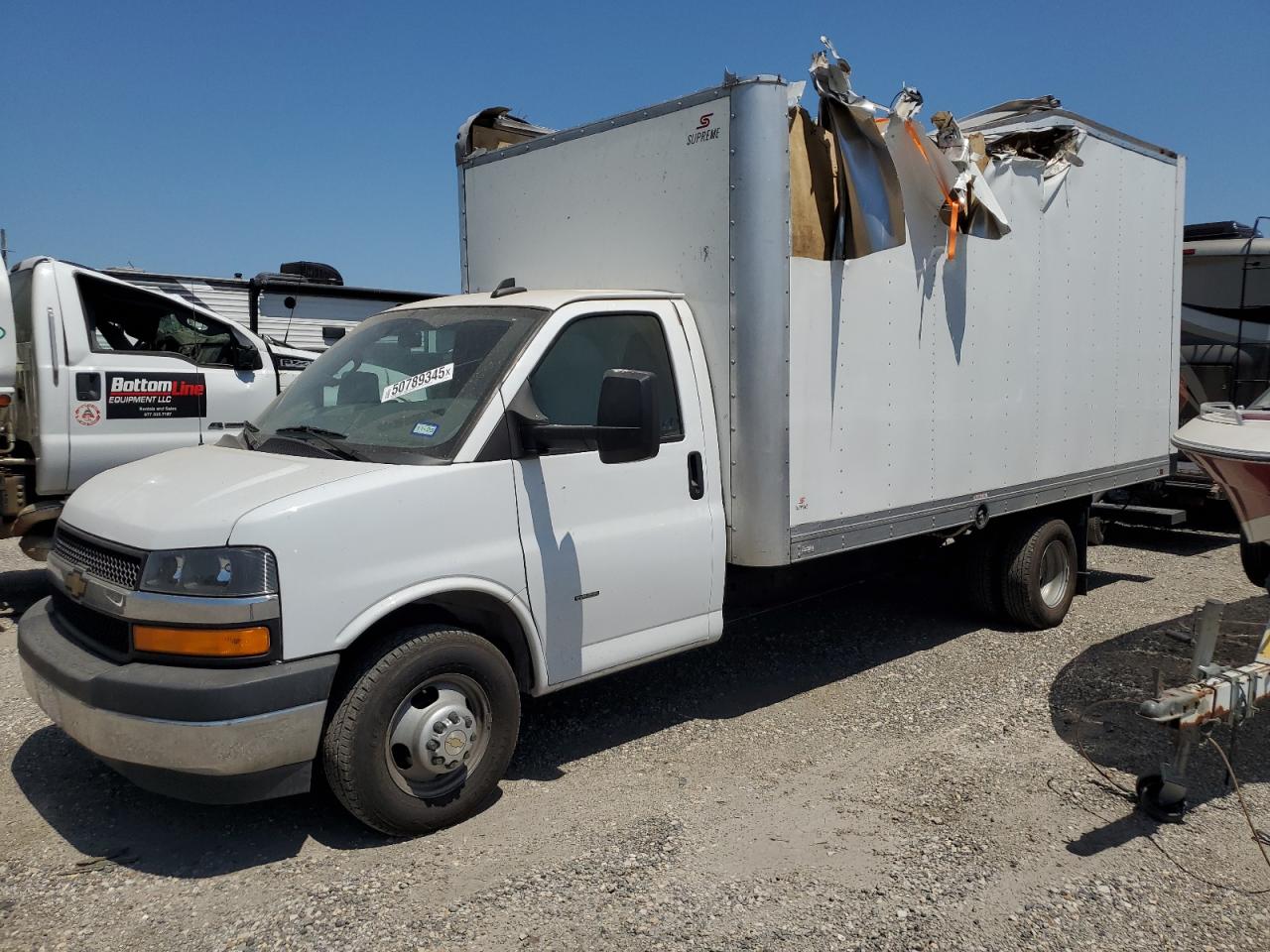 2021 Chevrolet Express G3500 for Sale in Houston, TX - Top/Roof