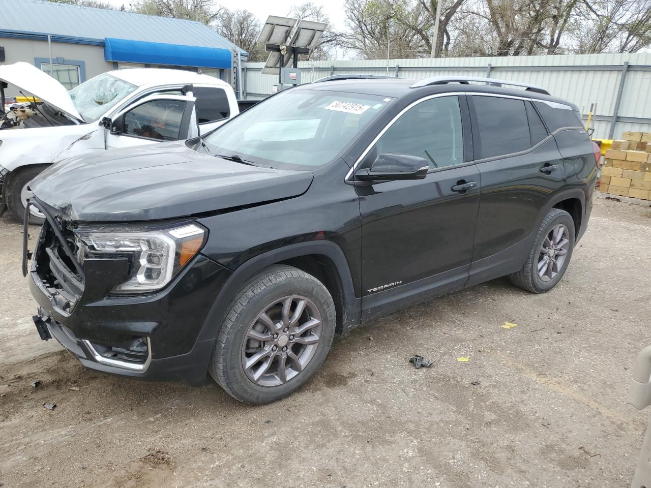 2023 Gmc Terrain Slt for Sale in Wichita, KS - Front End