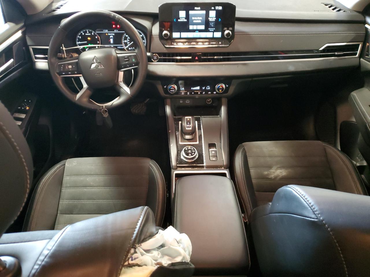 ja4j4ua88pz017276 JA4J4UA88PZ017276 2023 Mitsubishi Outlander Se