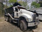2018 Mack Gu713 Dump Truck de vânzare în Seaford, DE - Rollover