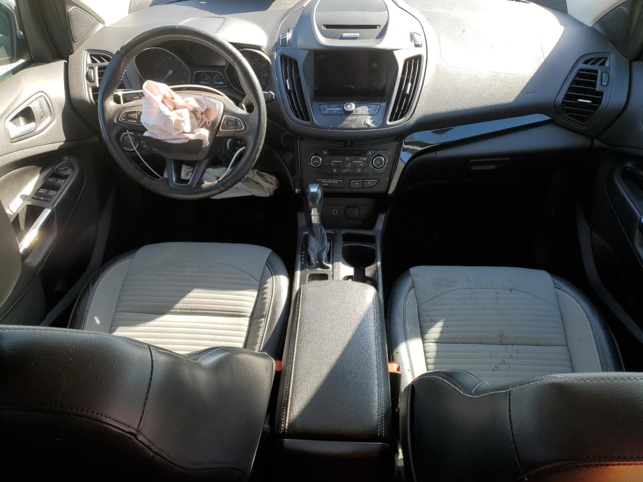 1FMCU0GD3HUE64796 FORD ESCAPE 2017