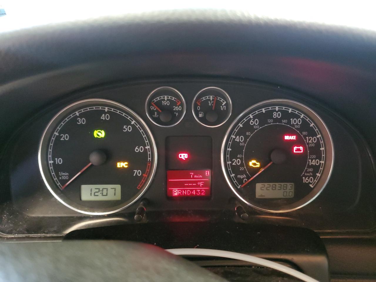 2003 Volkswagen Passat Glx 4Motion VIN: WVWTH63B83P099989 Lot: 51768685