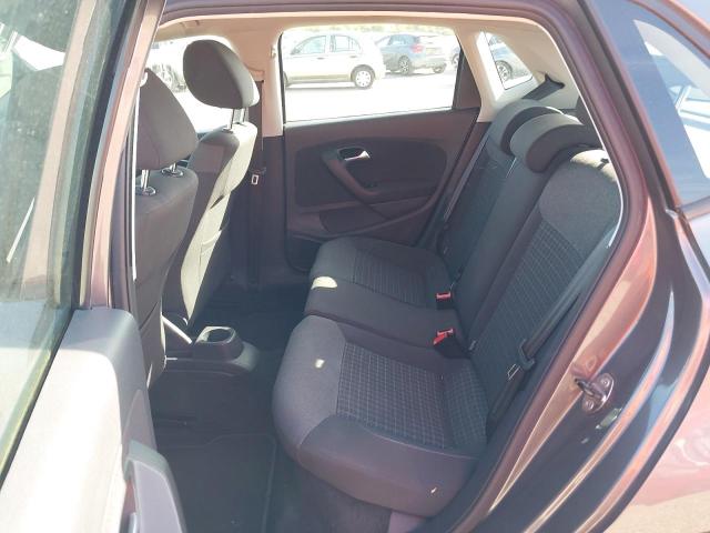 2015 VOLKSWAGEN POLO SE