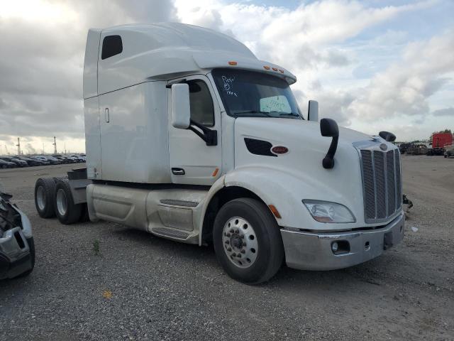 2019 Peterbilt 579 Semi Truck