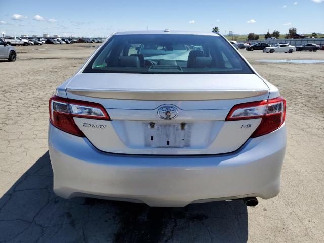  TOYOTA CAMRY 2012 Серебристый