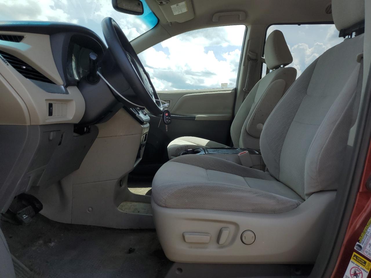 2016 Toyota Sienna Le VIN: 5TDKK3DC0GS730023 Lot: 54309485
