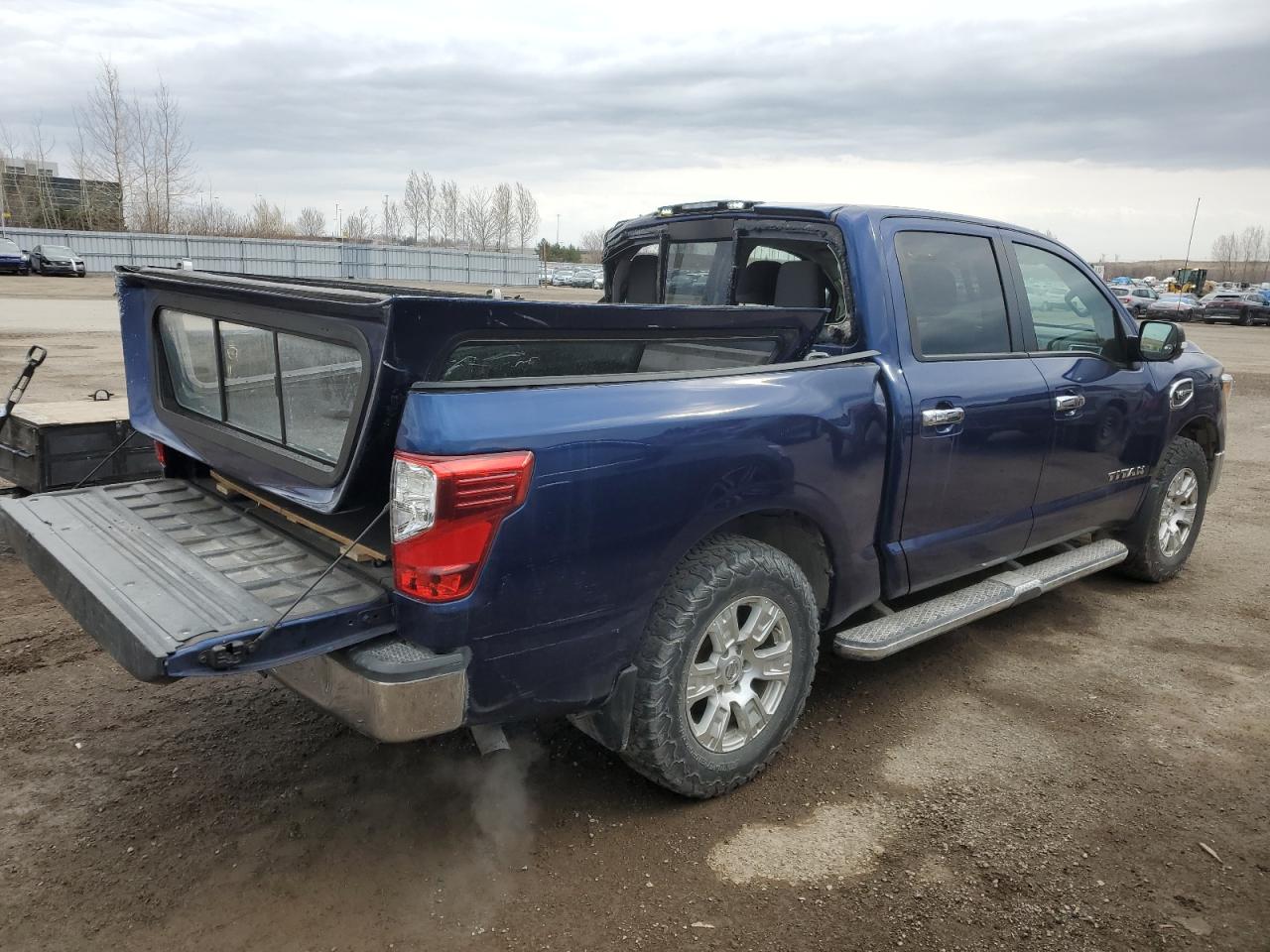 1N6AA1EJXHN534790 NISSAN TITAN 2017
