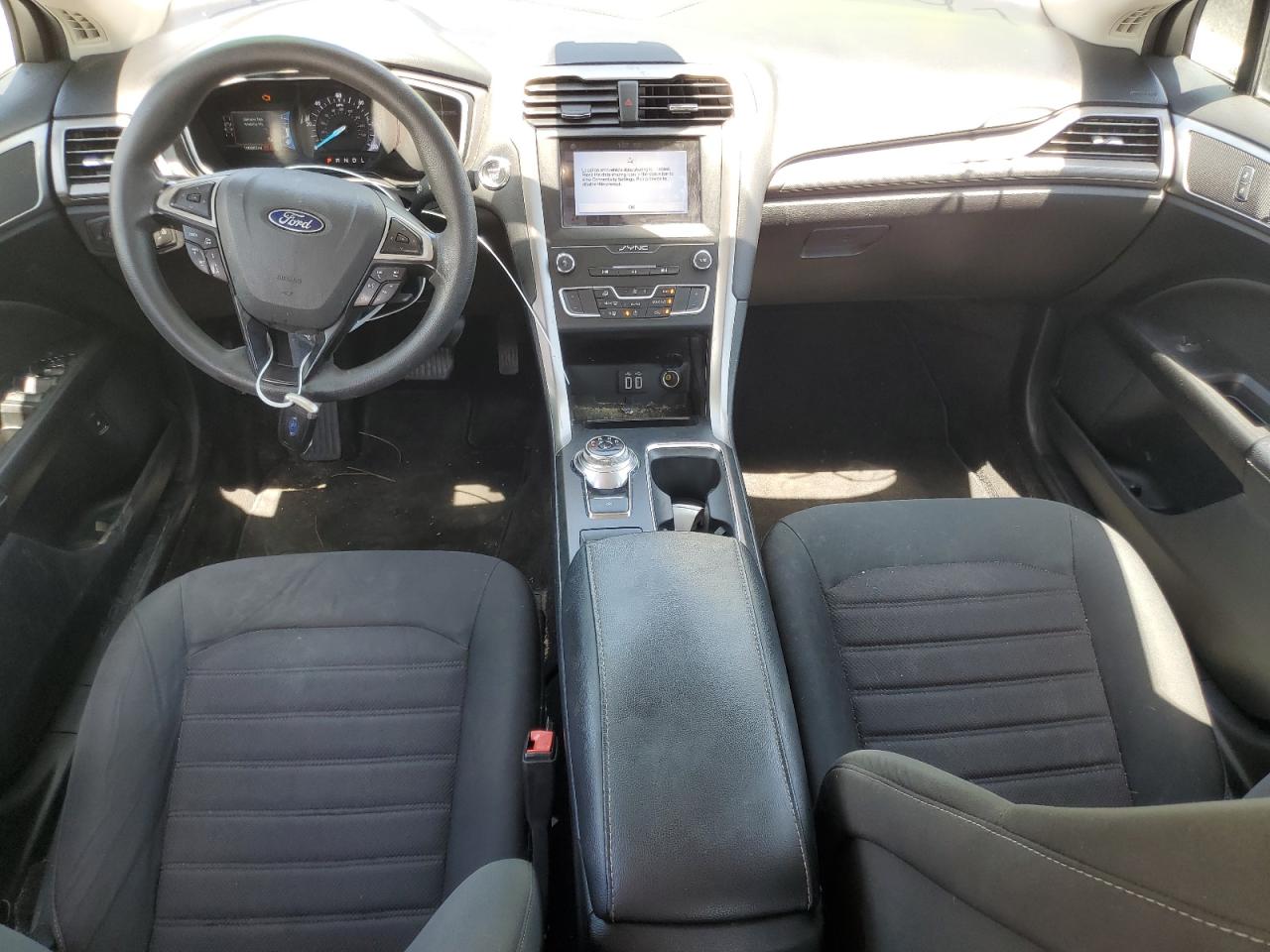 2019 Ford Fusion Se VIN: 3FA6P0LU4KR285119 Lot: 54040015