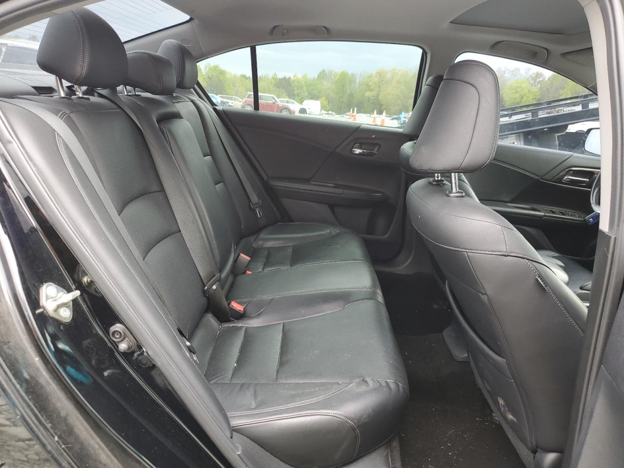 1HGCR3F85GA020932 HONDA ACCORD 2016