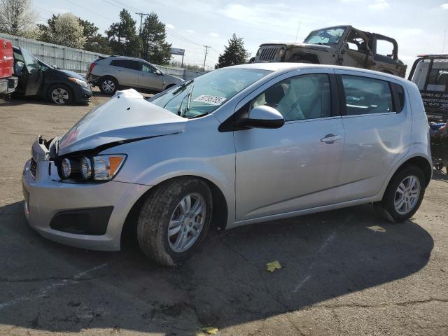  CHEVROLET SONIC 2016 Серебристый