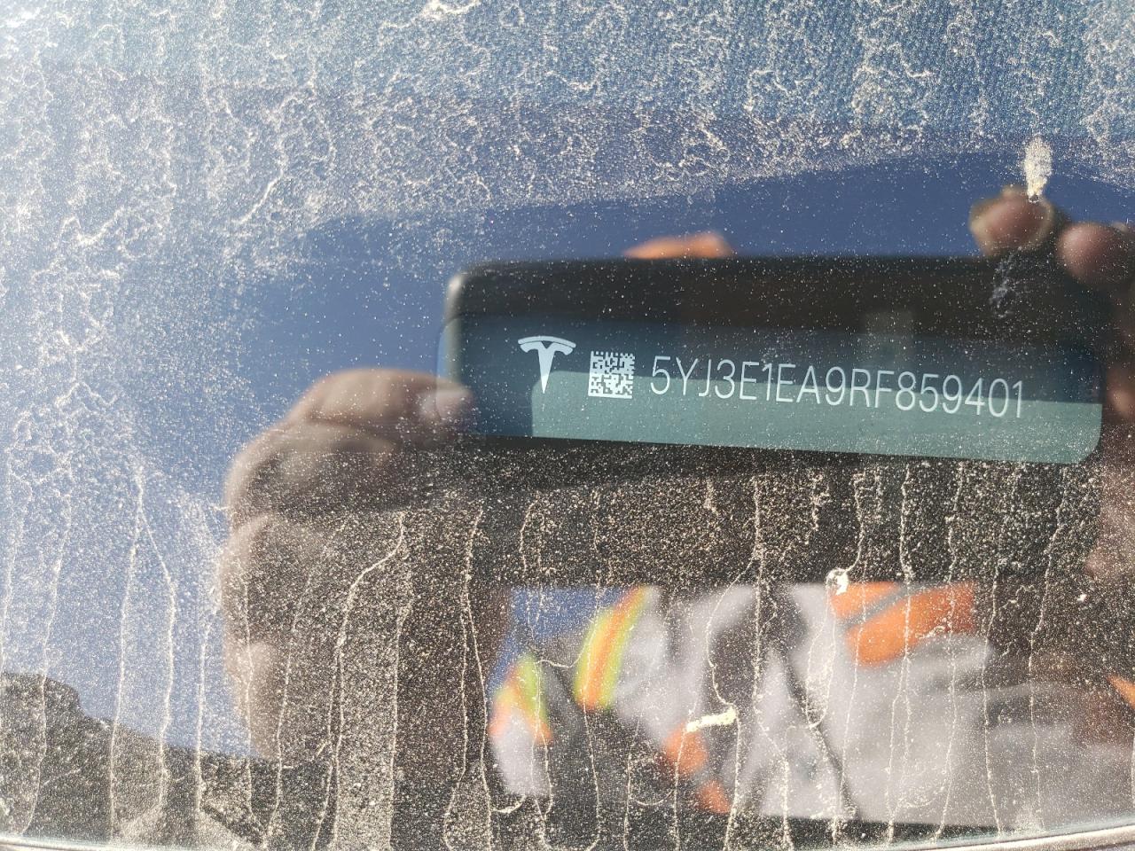 Фото: 5YJ3E1EA9RF859401 - 13