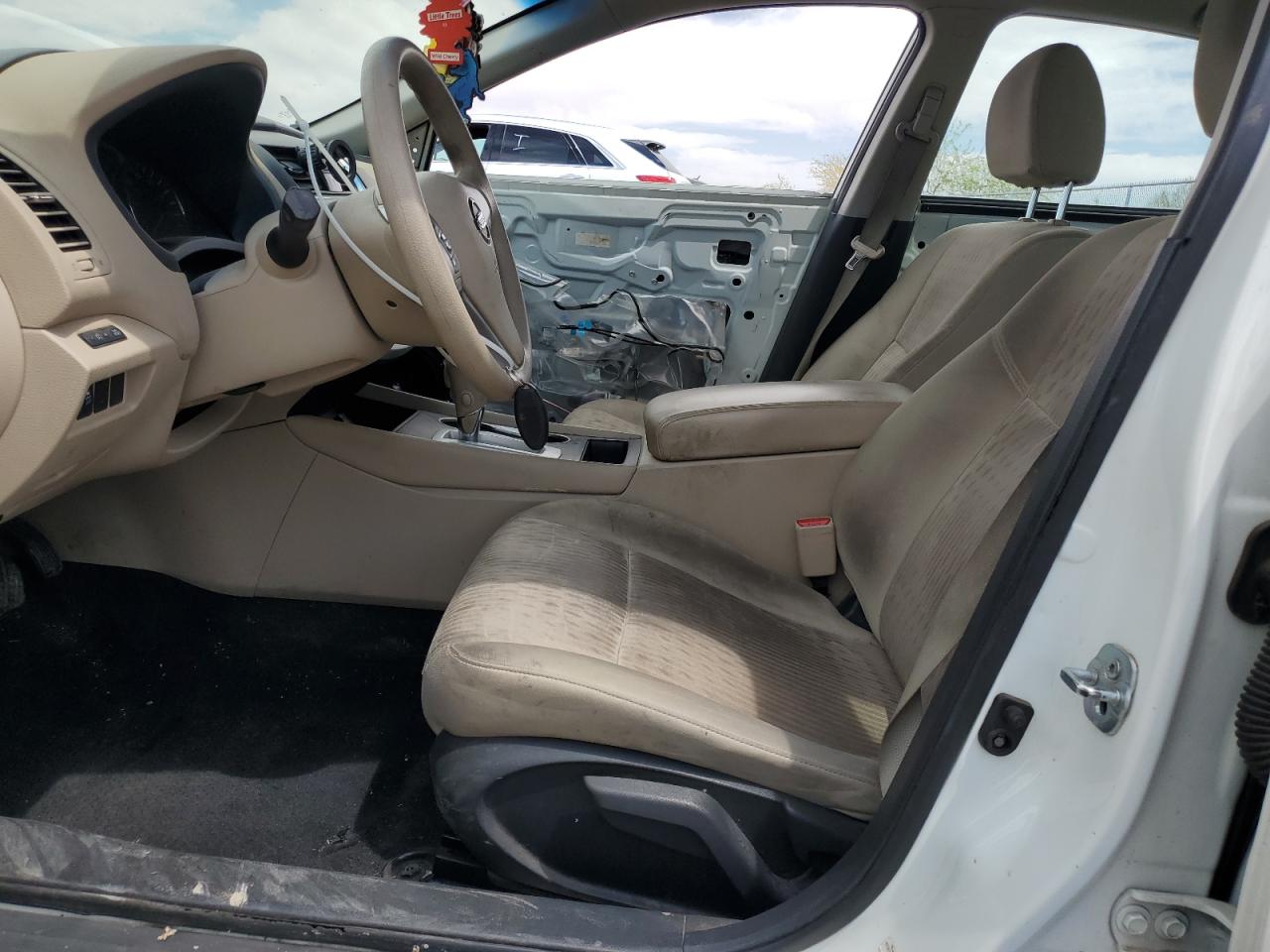 1N4AL3AP7GC186305 NISSAN ALTIMA 2016