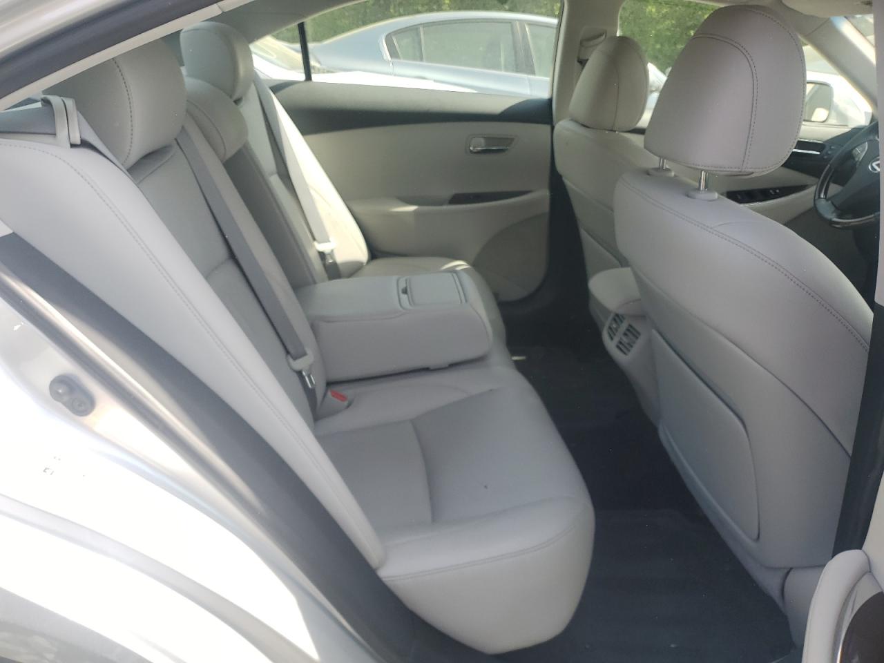 2011 Lexus Es 350 VIN: JTHBK1EG6B2463877 Lot: 53073095