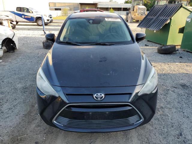  TOYOTA YARIS 2017 Black