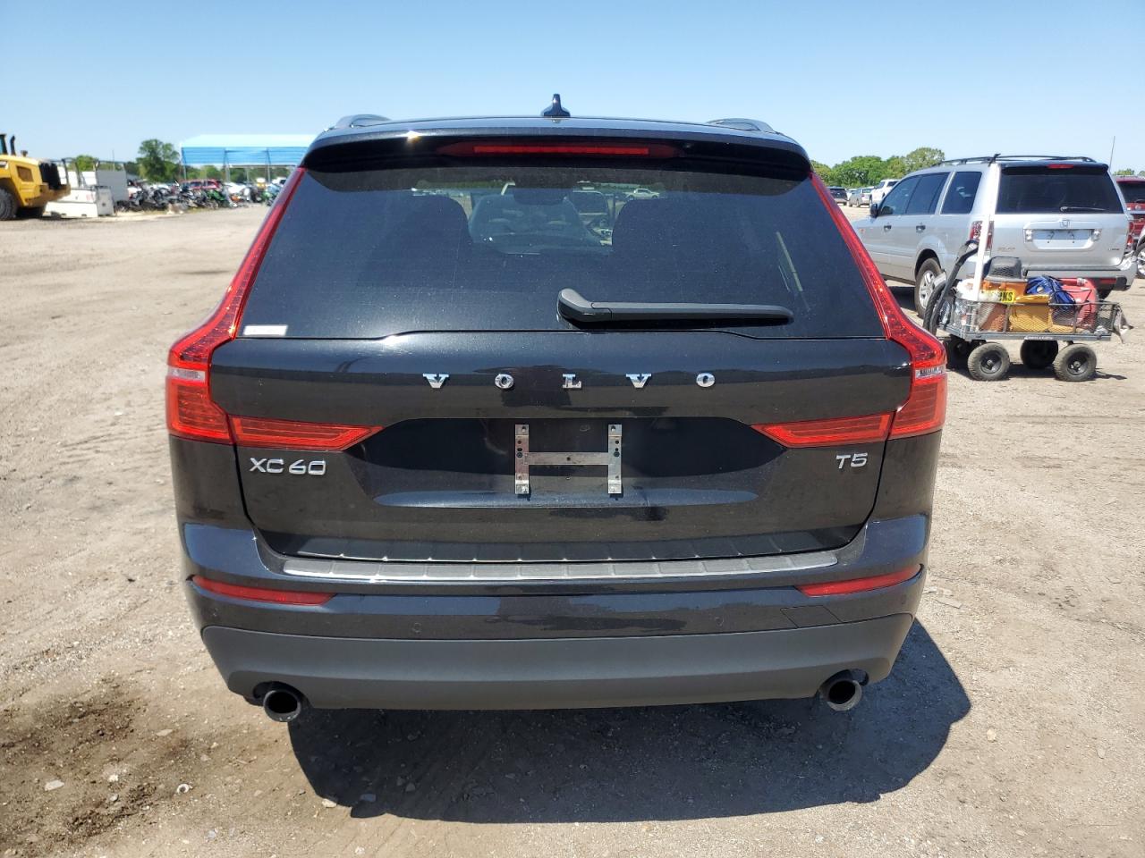 2021 Volvo Xc60 T5 Momentum VIN: YV4102DK4M1803399 Lot: 53059615