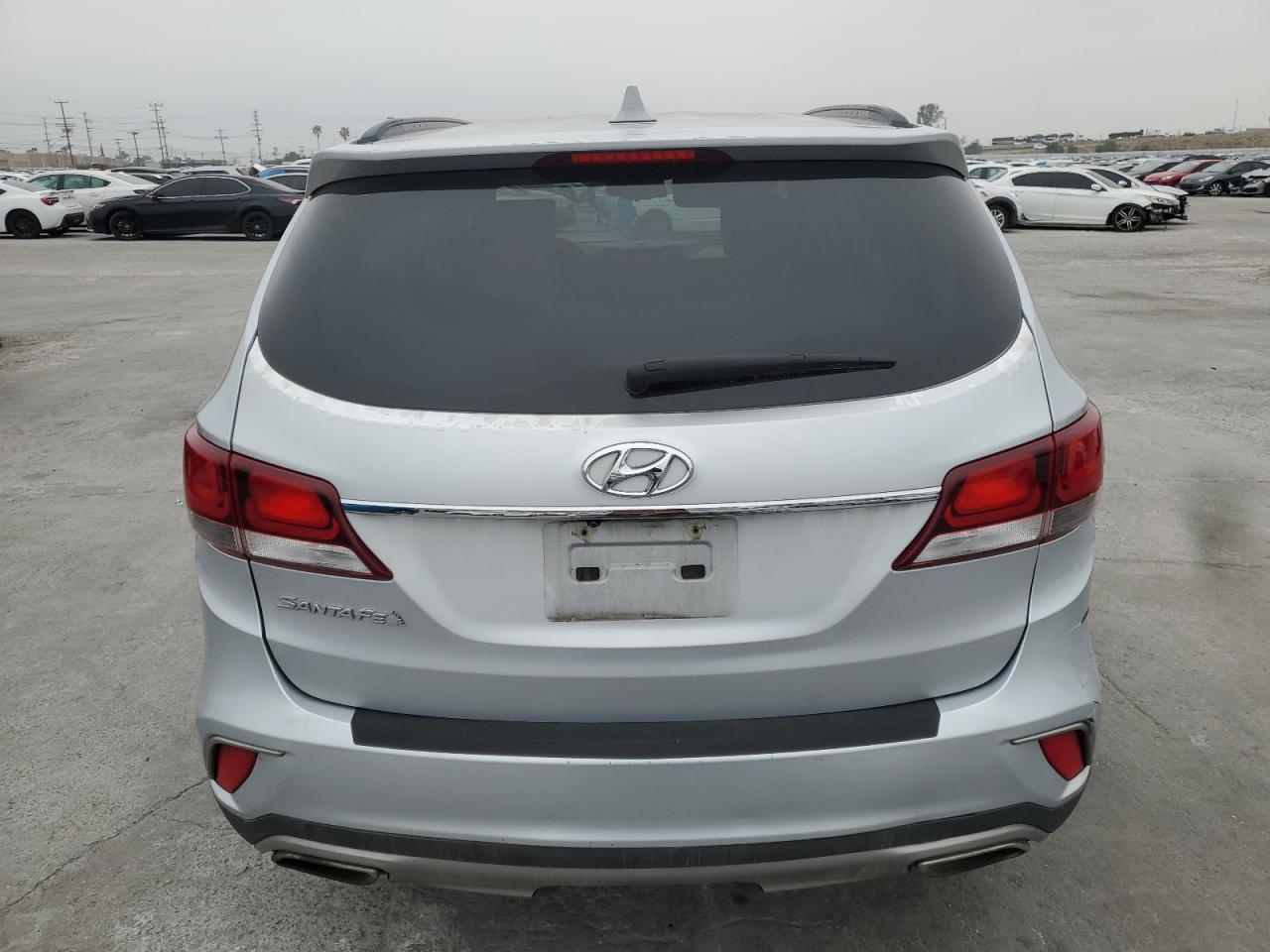 2017 Hyundai Santa Fe Se VIN: KM8SM4HF6HU234267 Lot: 55326065