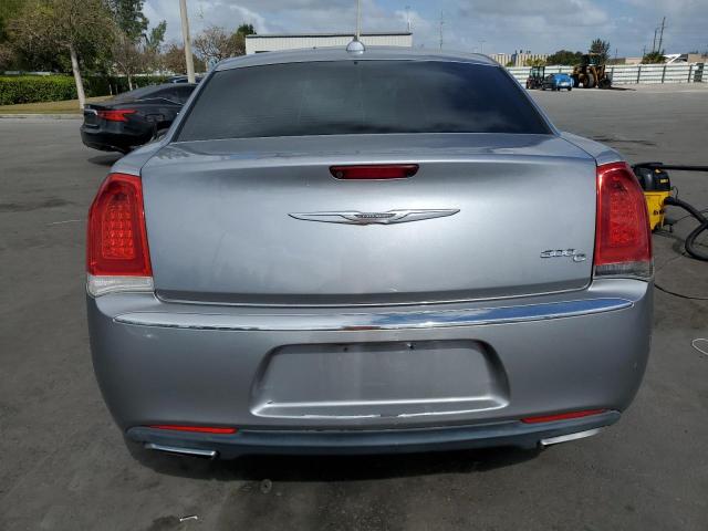 Sedans CHRYSLER 300 2016 Srebrny