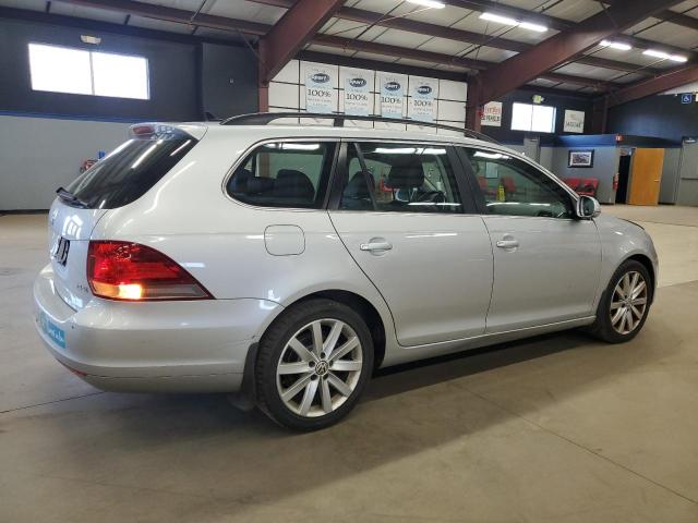  VOLKSWAGEN JETTA 2013 Srebrny