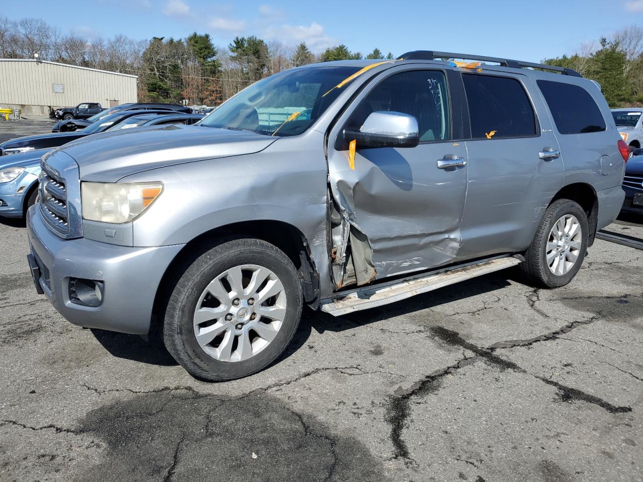 2008 Toyota Sequoia Platinum იყიდება Exeter-ში, RI - Side