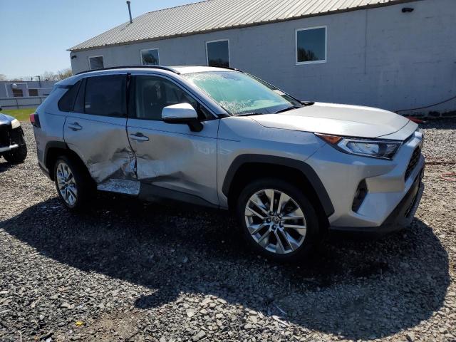 TOYOTA RAV4 2019 Серебристый